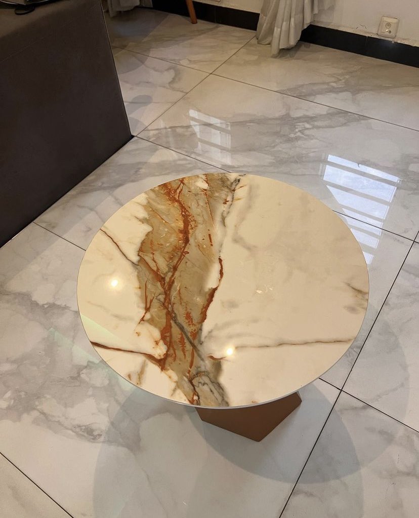 LessismoreF's tweet image. Modern, Sleek, and Practical. Meet the Minimalist Side Tables Everyone&apos;s Talking About! #MinimalistFurniture #SideTables #HomeDecor&quot;