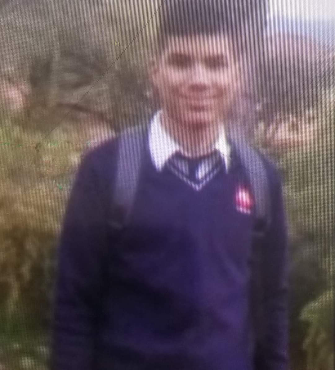 elmercurioec's tweet photo. #Búsqueda #Cuenca| Está desaparecido el joven venezolano Isaac Alexander Ramonis Cárdenas, de 17 años.

Salió a las 14:00 de este domingo de su domicilio ubicado en el sector El Vergel y no regresa.

Su familia pide ayuda para localizarlo. https://t.co/yJDvlVM5y2