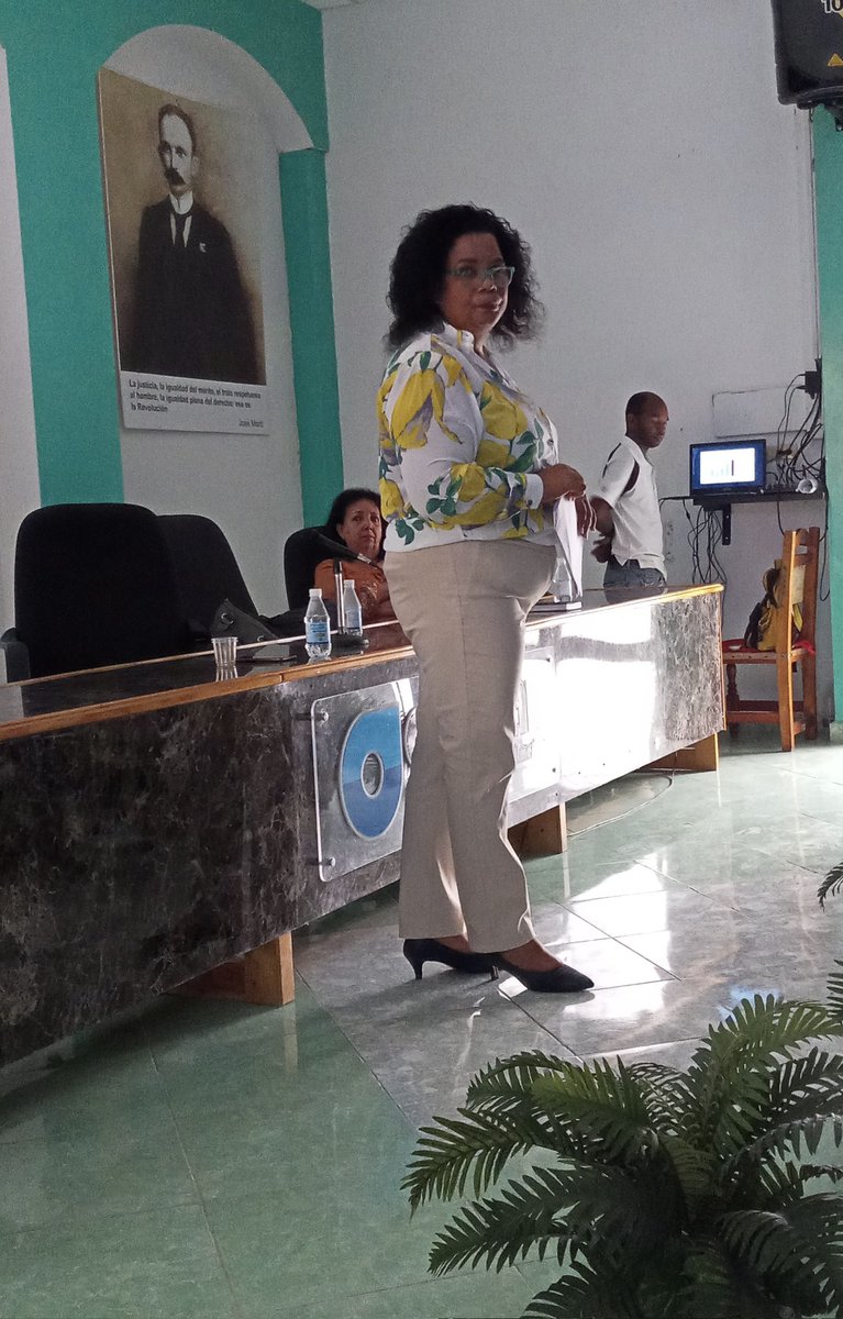 En los referente a las principales materias primas alternativas disponibles en la producción industrial por territorios en nuestras empresas Iris Quiñones, Directora de Industria Calidad y Ventas expuso una motivadora conferencia.
#PescaPorCuba
#CubaViveYTrabaja 
#CubaViveyVence