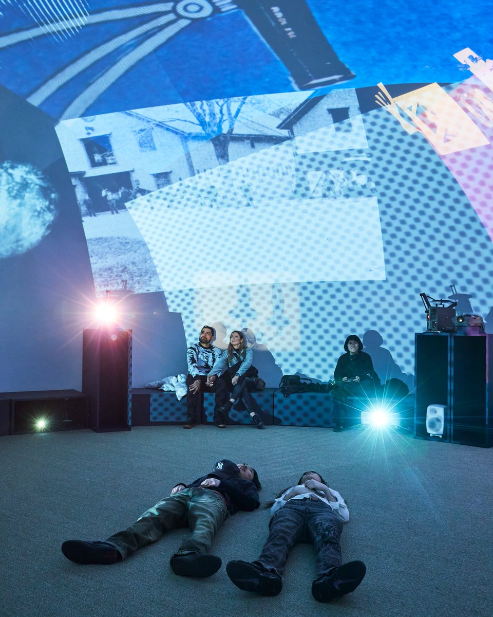 MuseumModernArt's tweet photo. Last chance! See how video transformed the world in #Signals, a major exhibition that brings together over six decades of media works from the #MoMACollection. Through July 8 → https://t.co/411lX3ty6Y https://t.co/aJDvALEuhm