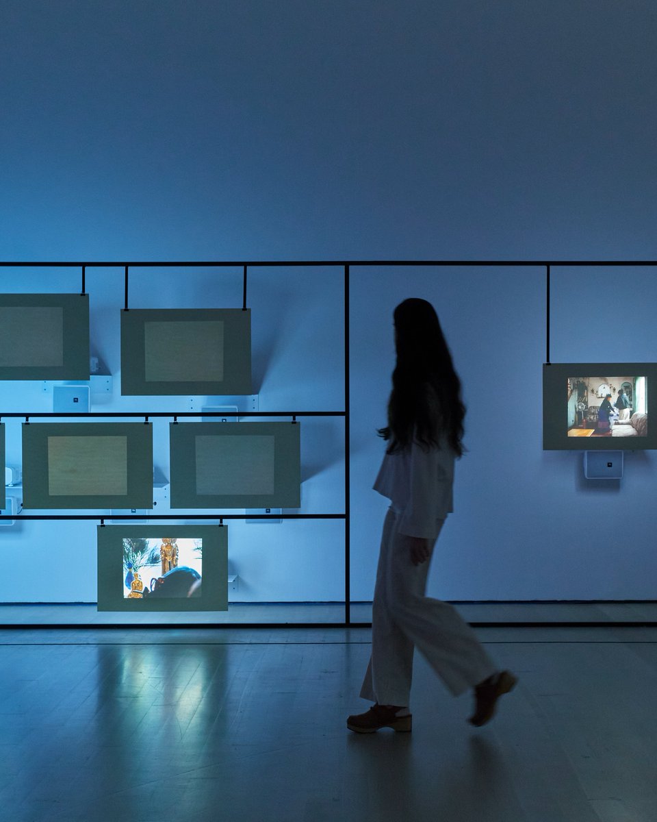 MuseumModernArt's tweet photo. Last chance! See how video transformed the world in #Signals, a major exhibition that brings together over six decades of media works from the #MoMACollection. Through July 8 → https://t.co/411lX3ty6Y https://t.co/aJDvALEuhm