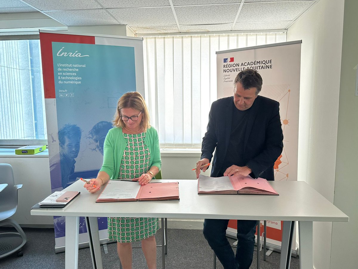 ABisagni's tweet image. Ravie de signer avec @Inria_Bordeaux la convention de partenariat @RANouvAquitaine 
✅développement de la recherche sur le #numerique #educatif 
✅élaborer des ressources #pedagogiques
✅promouvoir les métiers du numérique #EgalitéFilleGarçon 
✅enrichissement mutuel #IA #usages