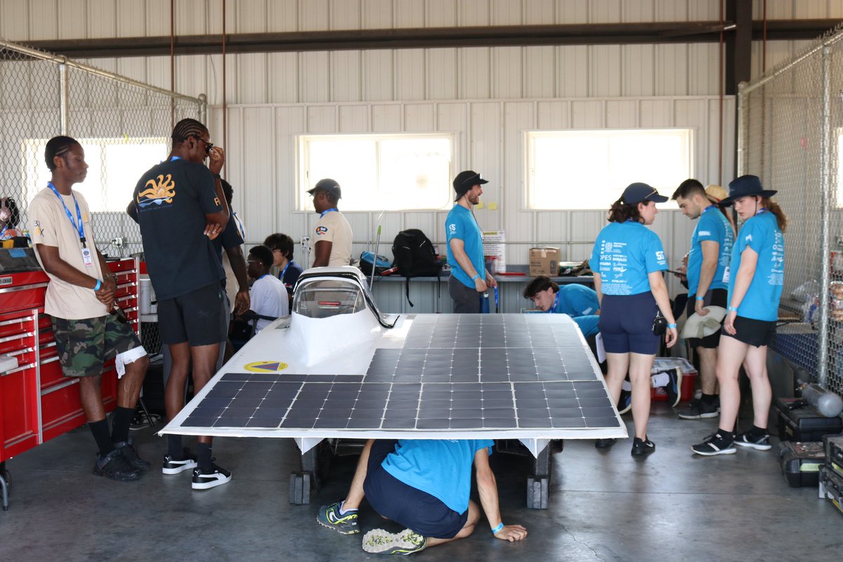 prinsolar's tweet photo. We arrived in Topeka, Kansas today and are getting ready for scrutineering starting tomorrow!

#principiacollege #solarcar #principiacollegesolarcar #formulasun #topekakansas #solarcarrace #formulasungrandprix https://t.co/JBXGwPUnzv