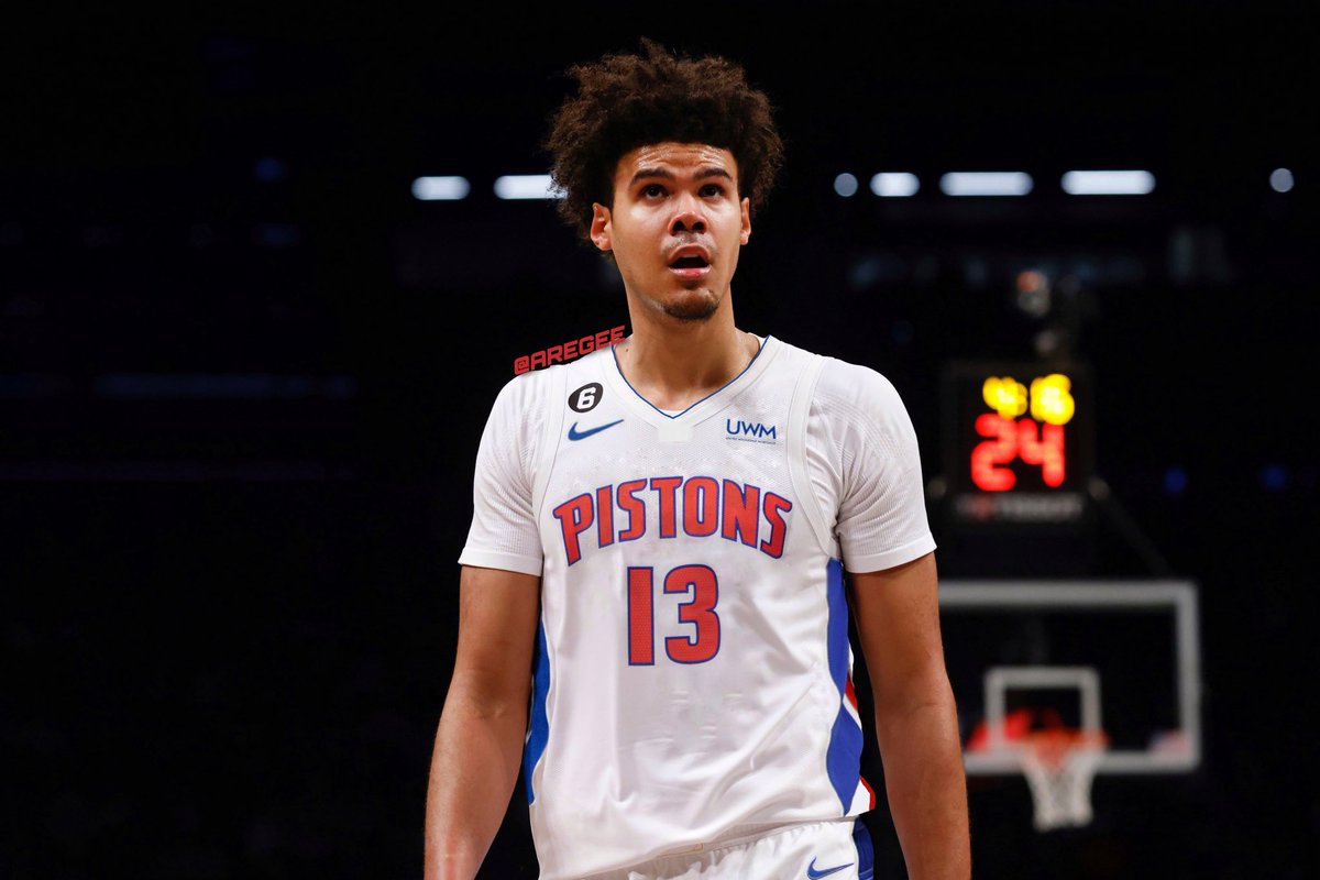 Should the #Pistons put everything into singing Cam Johnson?