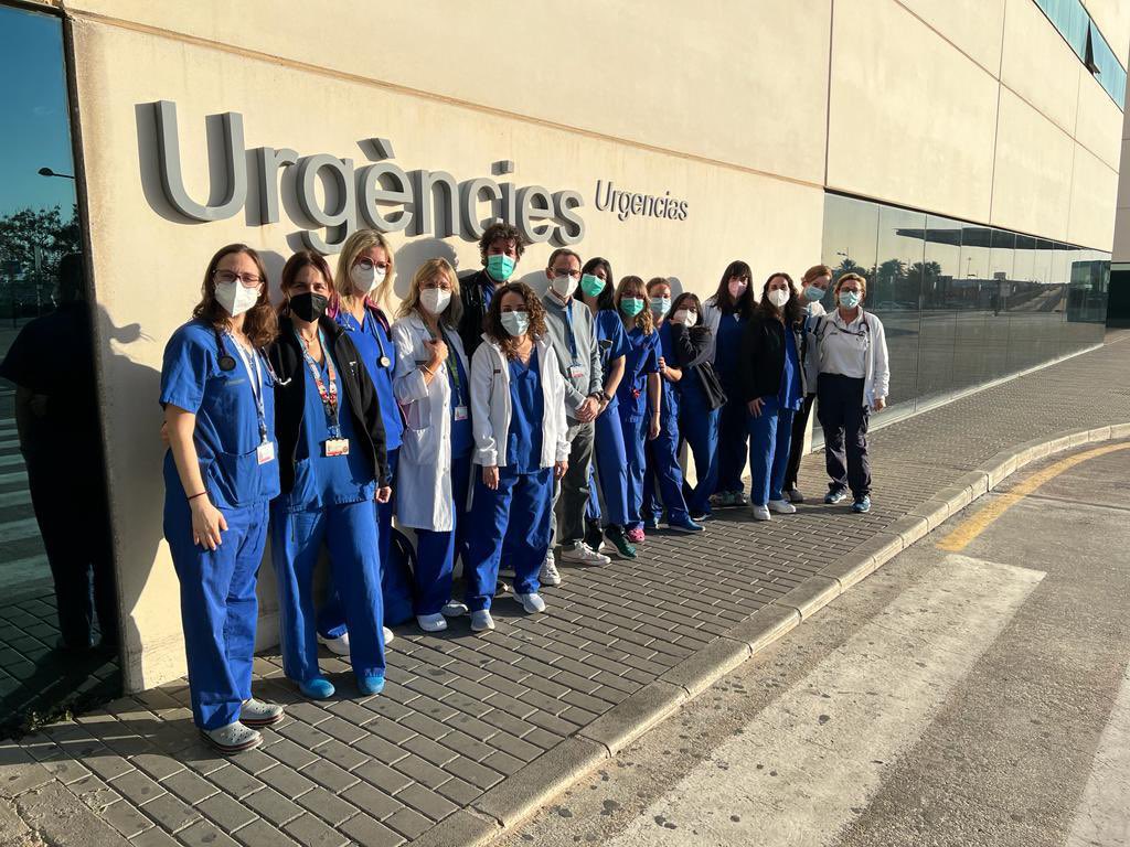 tvazlim's tweet photo. @SEMES_ @HospitalLaFe Enhorabuena a todo un EQUIPO. Ejemplo de seguridad y calidad en la asistencia y además:

Moltes gràcies a un grup impulsors
d'un foc regenerador a la sanitat espanyola, ariets de l'especialitat d'urgències i emergències. 

Passió i temprança

#especialdiadurgenciasYa https://t.co/CcrAOvVodF