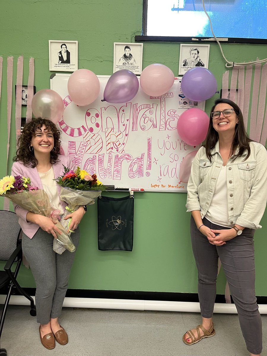 Duval_Lab's tweet photo. Congrats to Dr. Maura Sepesy!! 🥳 @maur_or_less is PhD #2 from the @Duval_Lab 🌸

Next stop: Assistant Professor of Teaching in the Dept. of Chemical and Biological Engineering at @UBuffalo https://t.co/wrHUD3HfN0