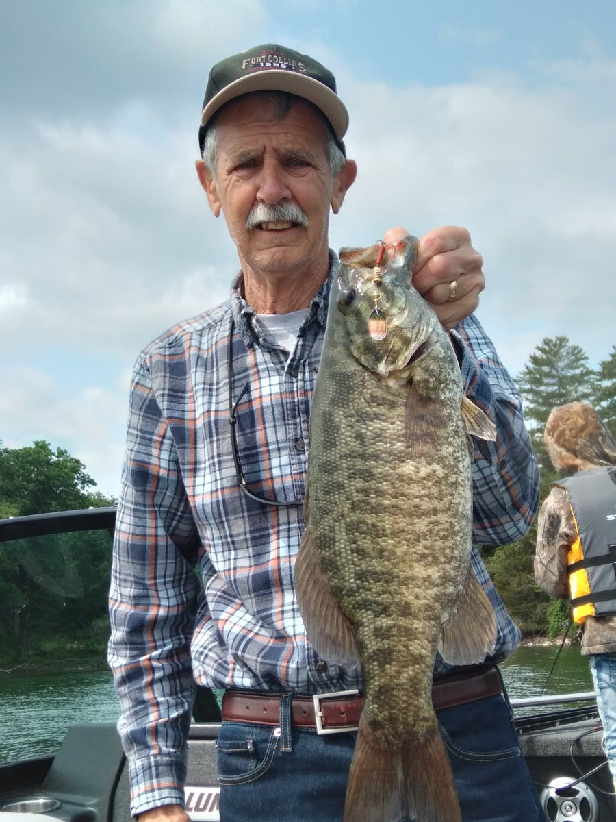 MeppsSpinners's tweet photo. Peter and two of the many smallmouth bass he caught using the "Brook Trout" colored Plain Aglia!
Congrats on some awesome smallmouth #MeppsCatches, Peter! Thank you for sharing your fish catch photos with us! https://t.co/mQy5RaFVlM