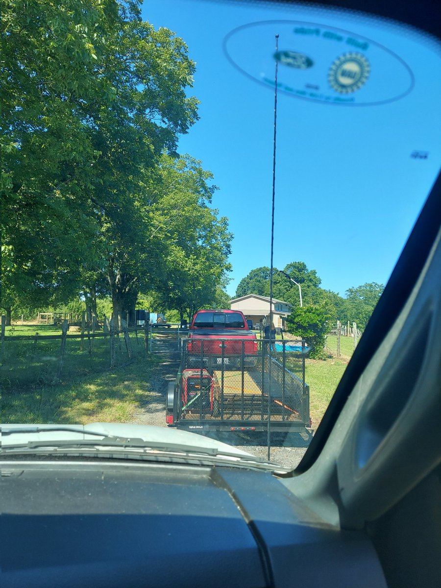 RickWorksHard's tweet image. Another successful day moving another customer. I love my job so very much.