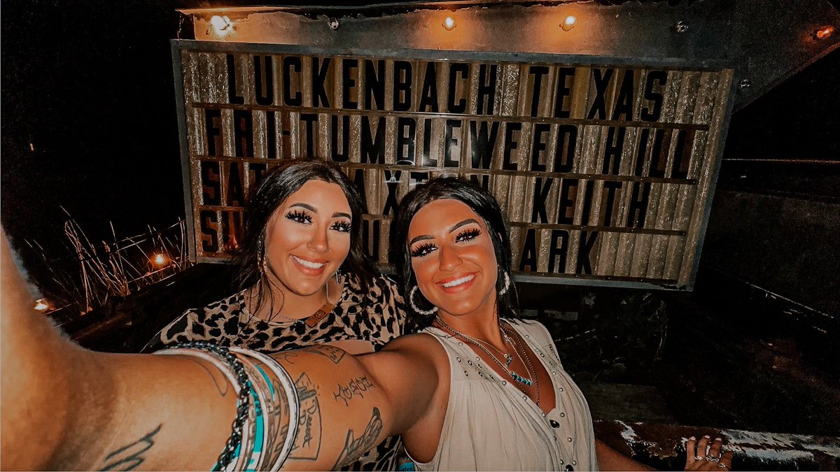aly_2053's tweet photo. It’s always party time in honky think city 🎶 

Luckenbach, Tx. https://t.co/WncYbCgP4c