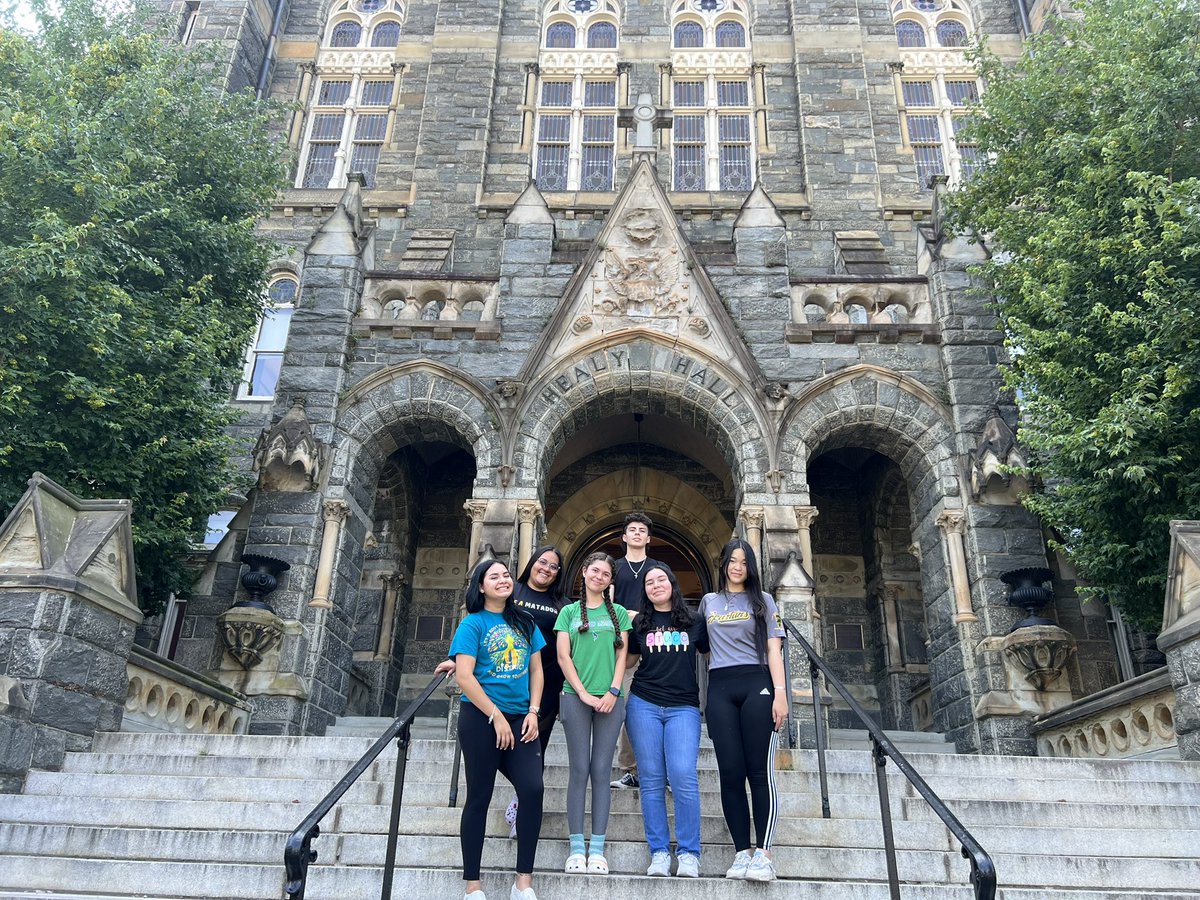 Excited to be at @NSLCLeaders with these student leaders from #THEDISTRICTofCHAMPIONS #LeadershipMatters #OFOD #BeTHEDISTRICT @DVHSYISD @YsletaISD @DeXavierluke @monica152712