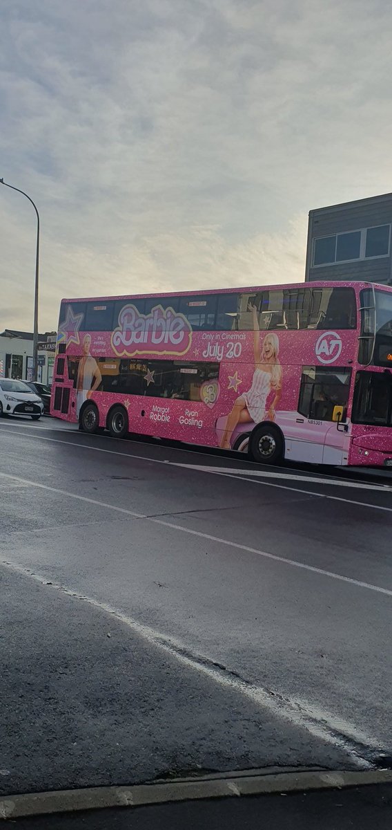 Omg there's a Barbie bus 💅😗