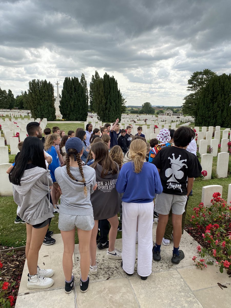 Alleyns_Lower's tweet photo. ⁦@Alleyns_AW⁩ Interesting afternoon for Year 8 at Tyne Cot, Langemark and the Passchendaele Museum. ⁦@_JaneLunnon⁩ https://t.co/j3NwVUXRte