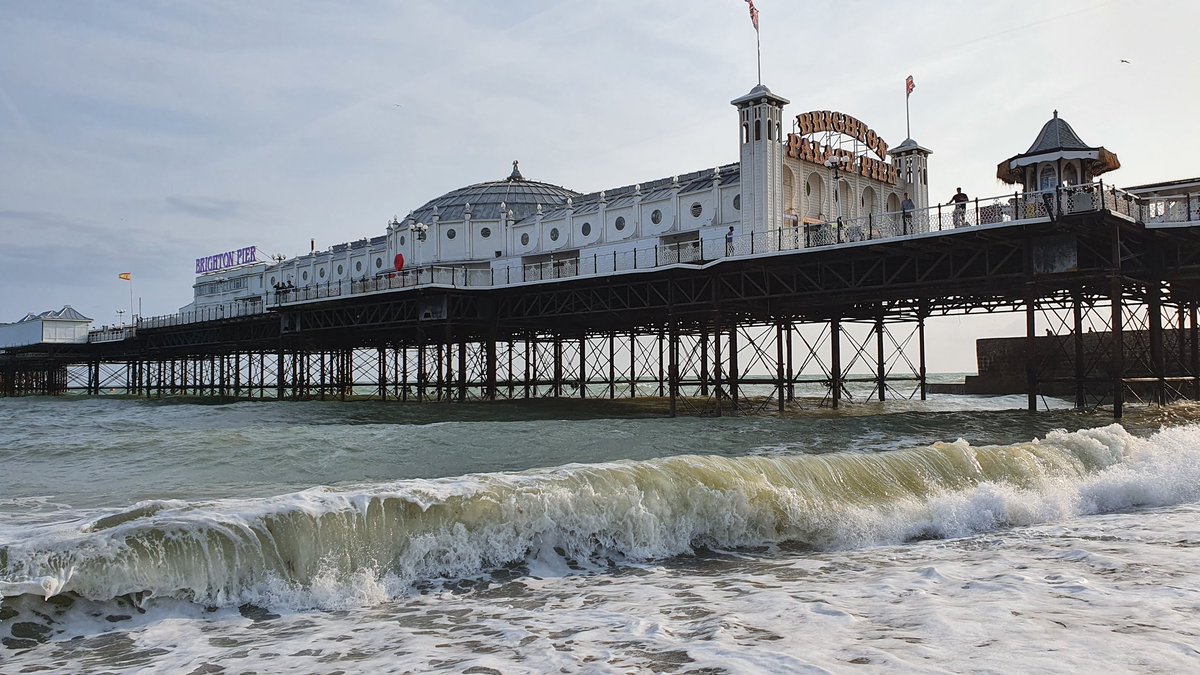 Beth Thomas tweet media