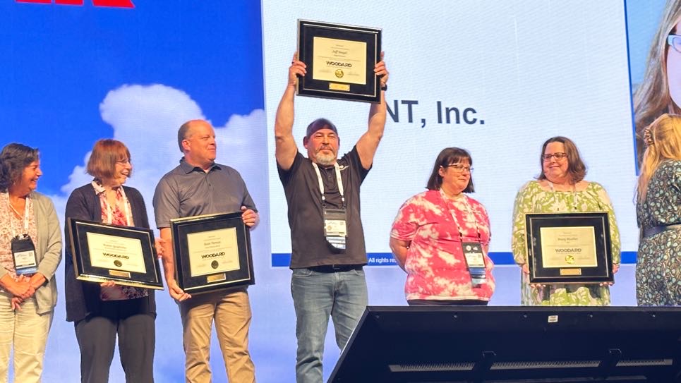 one8solutions's tweet photo. It was truly incredible to witness Jeff Siegel receiving the Woodward's Certified Business Coach Award, joining the ranks of remarkable individuals making a significant impact in their fields. 🏆
#ScalingNewHeights #ConferenceAdventures #Celebrations #SNH23 https://t.co/hbzzx8BvVr