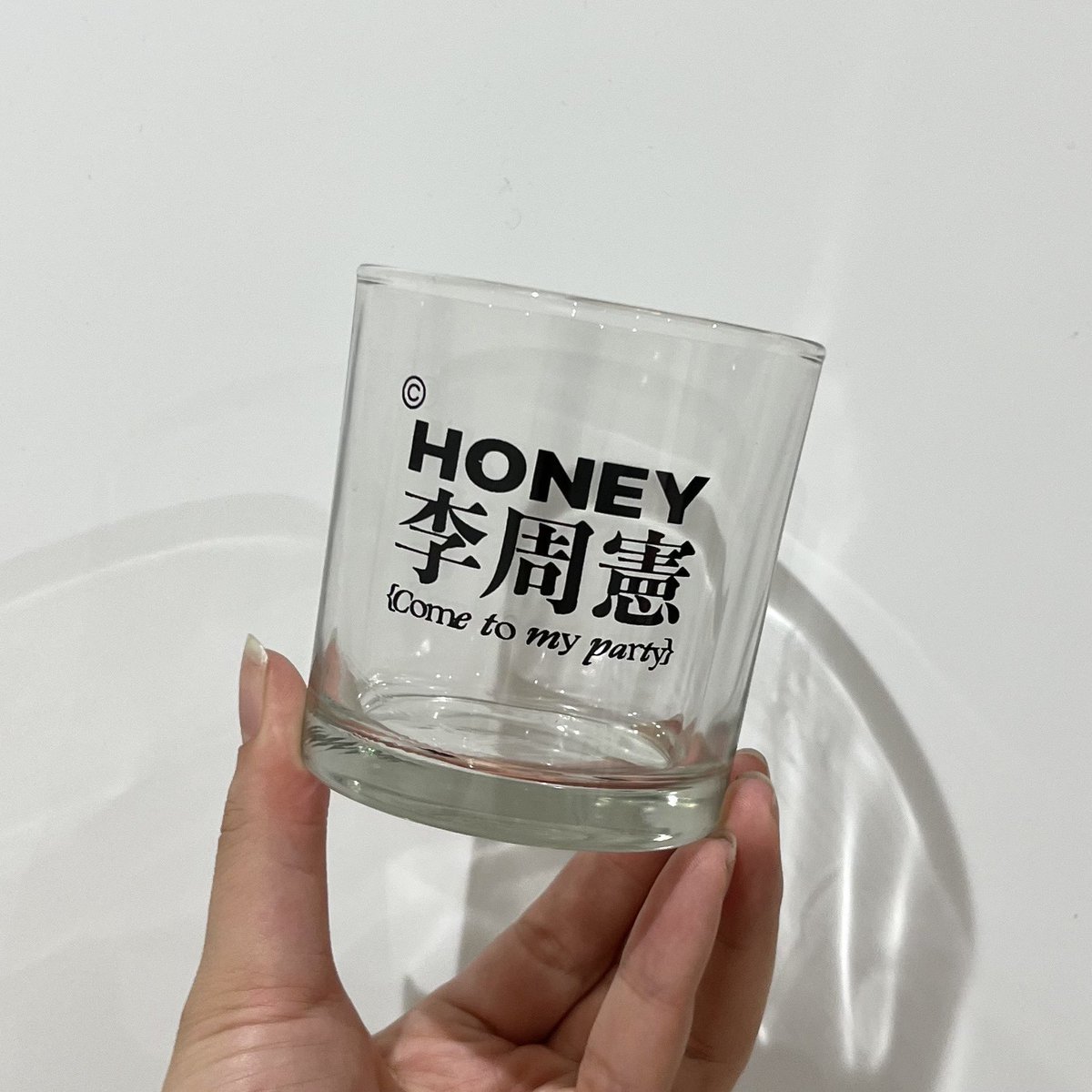 몬스타엑스 7기 팬콘 나눔❤️

🗓️7월 8일 / 7월 9일 (양일간)

- 온더락잔 각 7개씩  
- 선착순으로 진행
- 장소와 시간은 당일 공지 예정
- #RT 확인

팬콘에서 만나요🥰