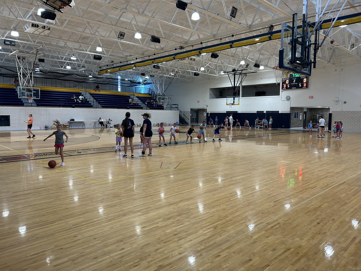 Port Huron Northern WBB (@phnwbb) on Twitter photo Having a great Monday in the gym for our Youth Camp!!! Working on all of the fundamentals! #GoHuskies <a href="/PHSchools/">Port Huron Schools</a> Having a great Monday in the gym for our Youth Camp!!! Working on all of the fundamentals! #GoHuskies <a href="/PHSchools/">Port Huron Schools</a>