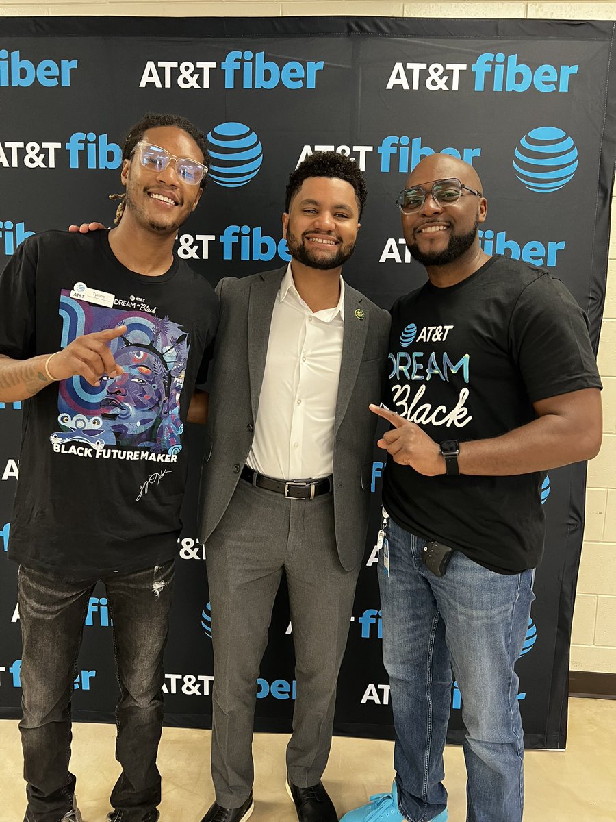 Trudell Jackson (@jacksontrudell) on Twitter photo Beautiful day to be announcing affordable FIBER service in our beautiful neighborhood of Pinehills, fl. #ACP #DreamInBlack <a href="/jrluna11/">JR Luna</a> <a href="/EBE_ONEFLA/">Enhancing Black Excellence</a> <a href="/reynaolivo1/">Reyna Olivo</a> <a href="/JaysonGuerrier/">Jayson Guerrier</a> Beautiful day to be announcing affordable FIBER service in our beautiful neighborhood of Pinehills, fl. #ACP #DreamInBlack <a href="/jrluna11/">JR Luna</a> <a href="/EBE_ONEFLA/">Enhancing Black Excellence</a> <a href="/reynaolivo1/">Reyna Olivo</a> <a href="/JaysonGuerrier/">Jayson Guerrier</a>