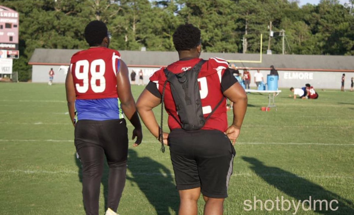 Uno with the great pics @_1ques at the youth camp <a href="/SEHSMustangsFB/">SEHS Mustangs FB</a>