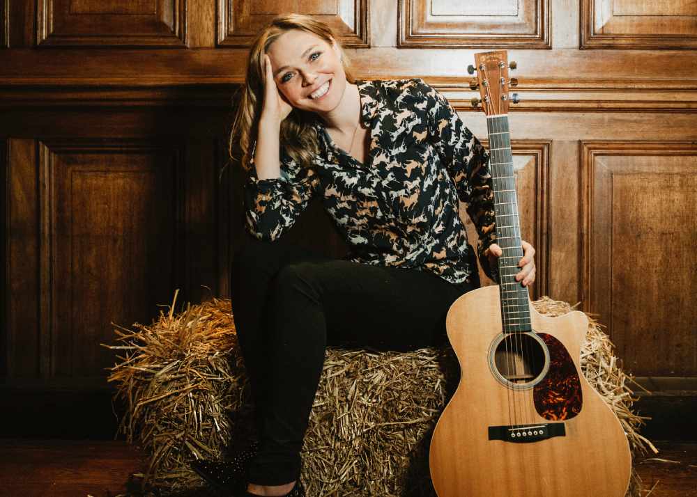 🌟 Introducing: Hayley McKay. Playing at Musicport Festival on Sunday, 21st October! 🎶✨

🎫TIX: bit.ly/musicportfesti…

#MusicportFestival #Musicport2023 #HayleyMcKay  #CountryMusic #Whitby #WhitbyPavilion