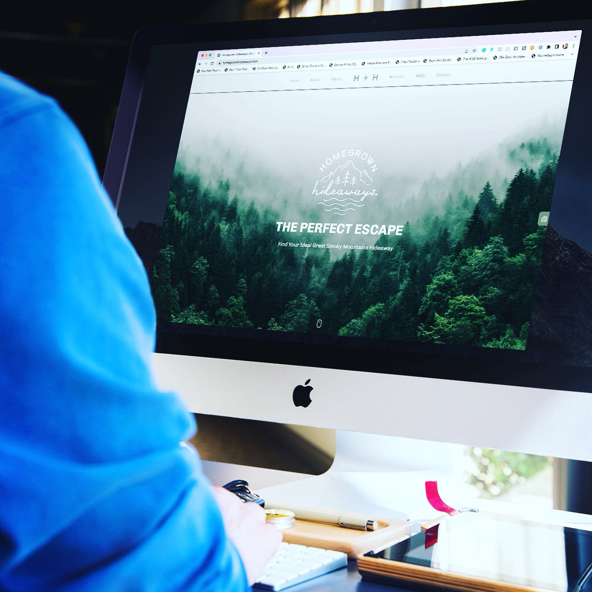 New #website live for our American client. Cabins to rent in #gatlinburg 

homegrownhideaways.com 

#cabins #rent #airbnb #webdesign #glosbiz #usa