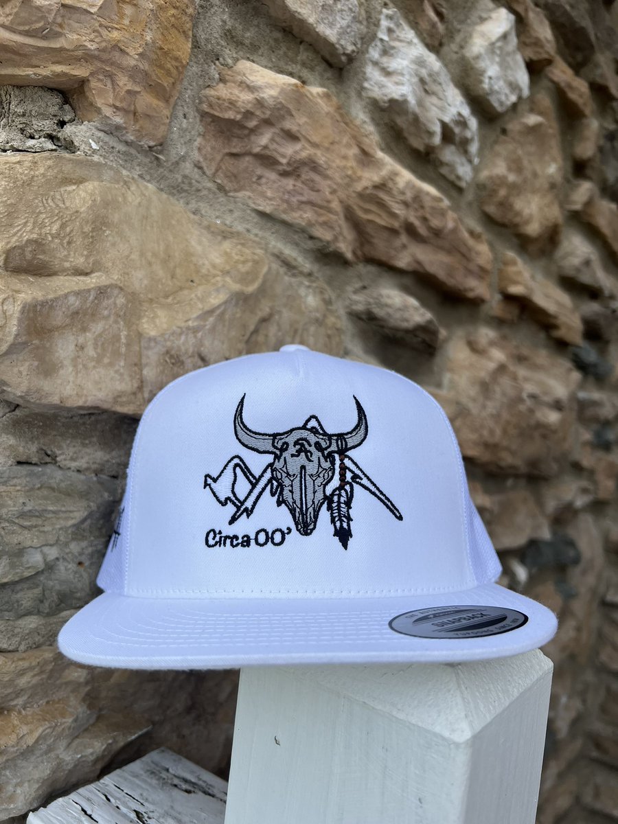 rowdyrandyhats's tweet photo. Our white cap drop is now live on the website 🔥Link is in bio to shop! 😮‍💨 #rowdyrandyhats https://t.co/WtD0RL4zU8