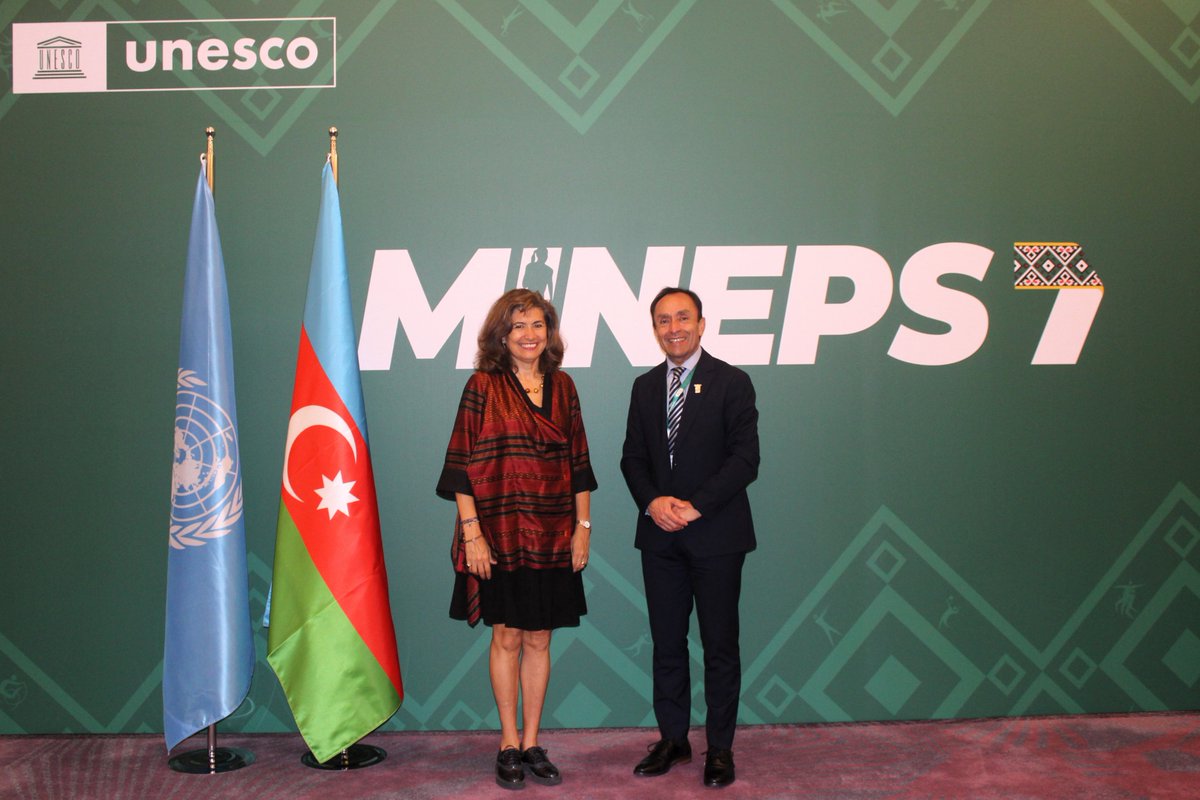 gabramosp's tweet photo. At the @UNESCO Global Conference for Sports MINEPS, happy to exchange with Minister Jaime Pizarro, a former footballer passionate about sports and their social impact. Chile is part of the #Fit4Life @UNESCO initiative in its main components... https://t.co/FVgkDzxHGe