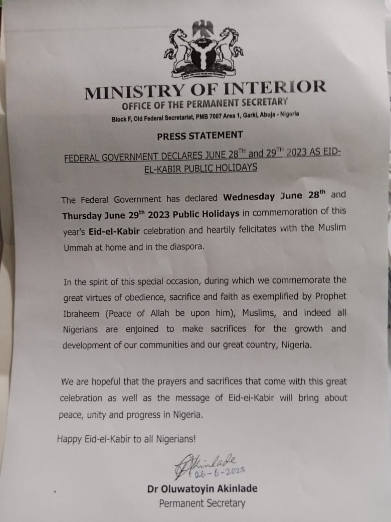 NTANewsNow's tweet photo. Breaking News: FG declares June 28th - 29th 2023 as Eid-el-Kabir Public Holiday.
#NTANews https://t.co/ybw6X1YLhr