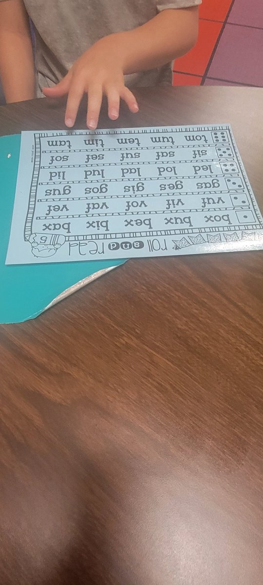 WBusenlehner's tweet image. These kiddos are working so hard during Interventions here at @PboroElementary Summer Reading Camp. #ccsreadandgrow #onechatham