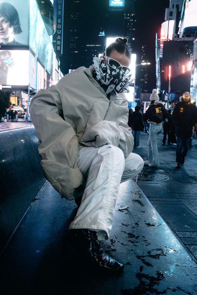 picklefigphoto's tweet photo. @OliverWDahl @moment Afew cyberpunk portraits🦾🦾🦾 https://t.co/9KBNpFSaox