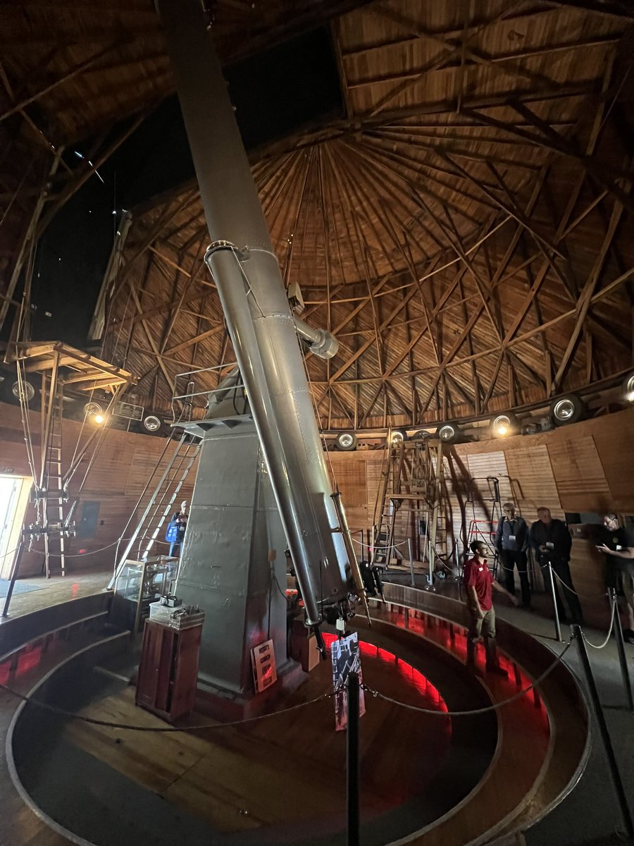 csusbcns's tweet photo. #Physics & #Astronomy's @crismani_matteo took great pix at the recent Asteroids, Comets, Meteors Conference during a reception at @LowellObs, which is where—fun fact—Pluto was discovered. #CSUSBNaturalSciences #WeDefineTheFuture #Coyote4Life #CSUSBPhysics #CSUSBAstronomy https://t.co/0RCWbxQxwg