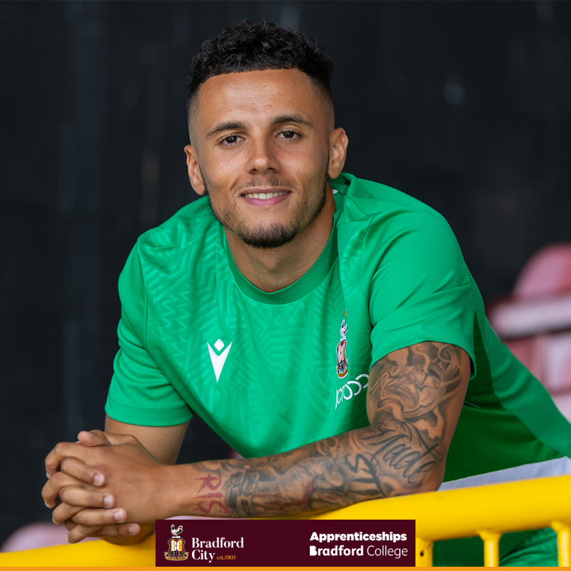 officialbantams's tweet photo. 🤝 | Welcome to exciting forward @tylersmith1_ - who arrives on a three-year deal to become our fifth summer signing!

#BCAFC