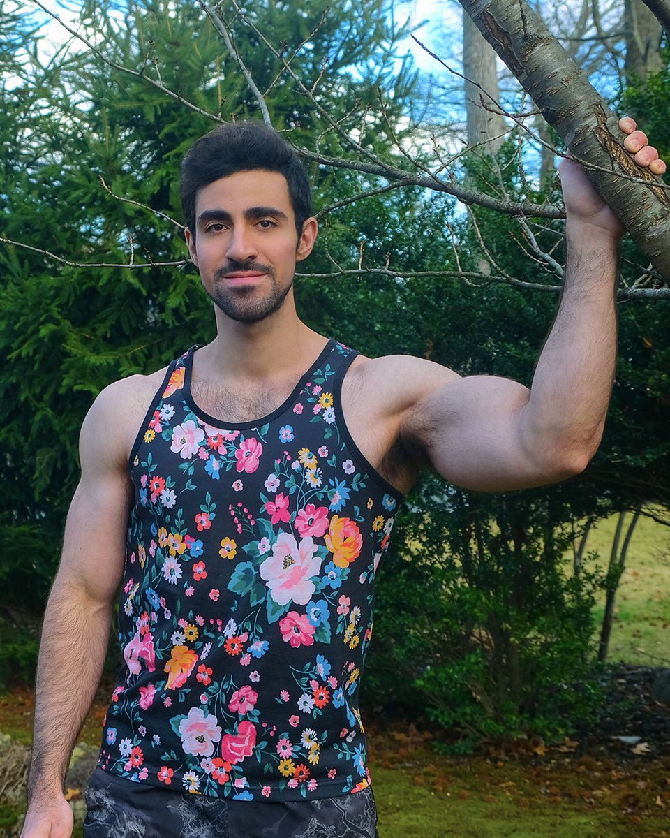 Domenick Wissel on Twitter: "Breaking out the flowery tank top to get