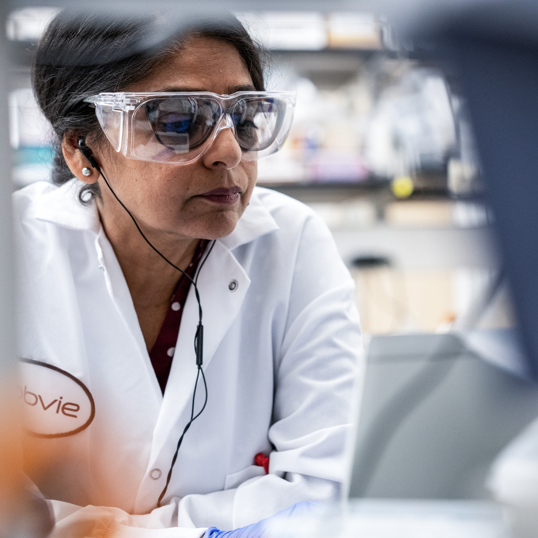 abbvie's tweet image. From various stages of #glaucoma to #RetinalDiseases, our #EyeCare scientists use innovative approaches to investigate some of the major causes of #VisionLoss. Learn how: bit.ly/3Nql7tc
