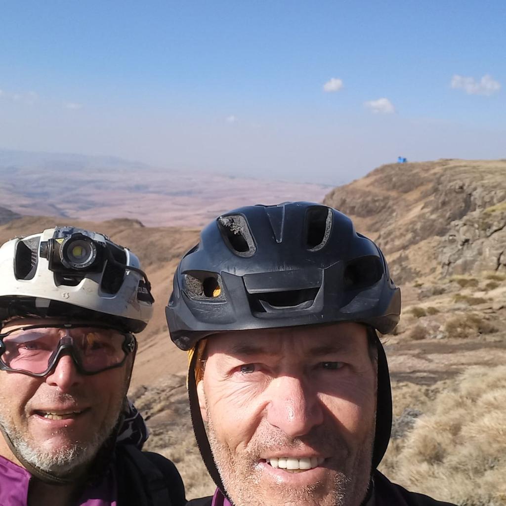 ReachForADream's tweet photo. Nigel & Adrian Payne are cycling 2150km across SA to raise funds for the brave children we serve. They've cycled 560km & are heading to Slaapkrans. 🚴❤️
Support them by donating or sharing: https://t.co/sQd54RcseN
#freedomchallenge #reachforadream https://t.co/VOlIpQr4fK