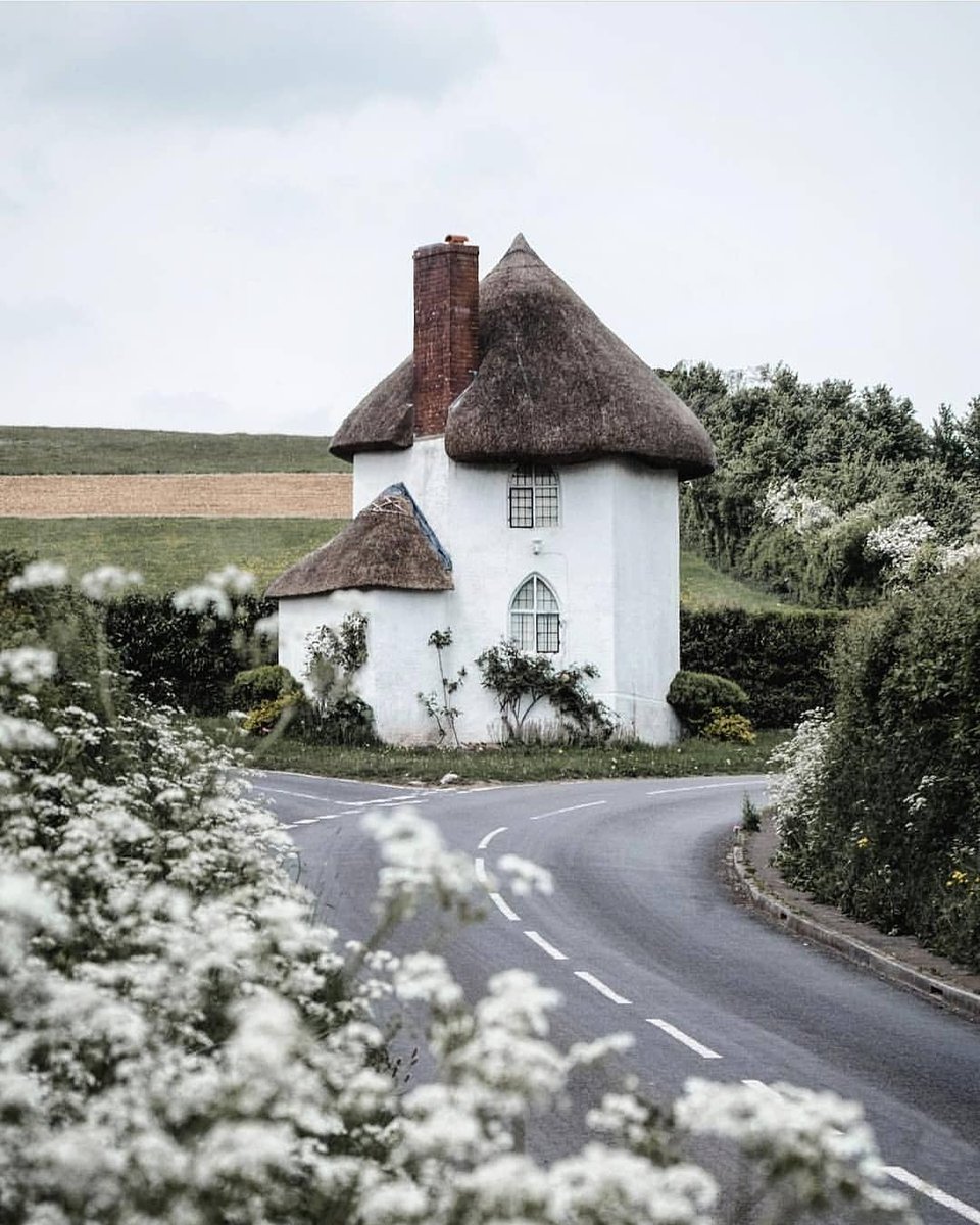 The Round House, Stanton Drew,  Somerset, England.@ katya_jones.