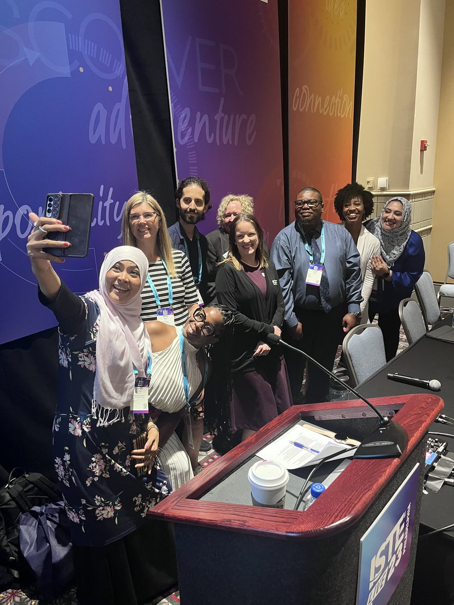 Always end your session with a selfie. 👏

<a href="/OTANNeda/">Neda Anasseri - ندى النصيري</a>, <a href="/otan/">otan</a>, @jamharris11, <a href="/WorldEd/">World Education</a>, <a href="/LAUSDAdultEd/">Division of Adult and Career Education</a>, @ISTEofficial #ISTELive #AdultEd