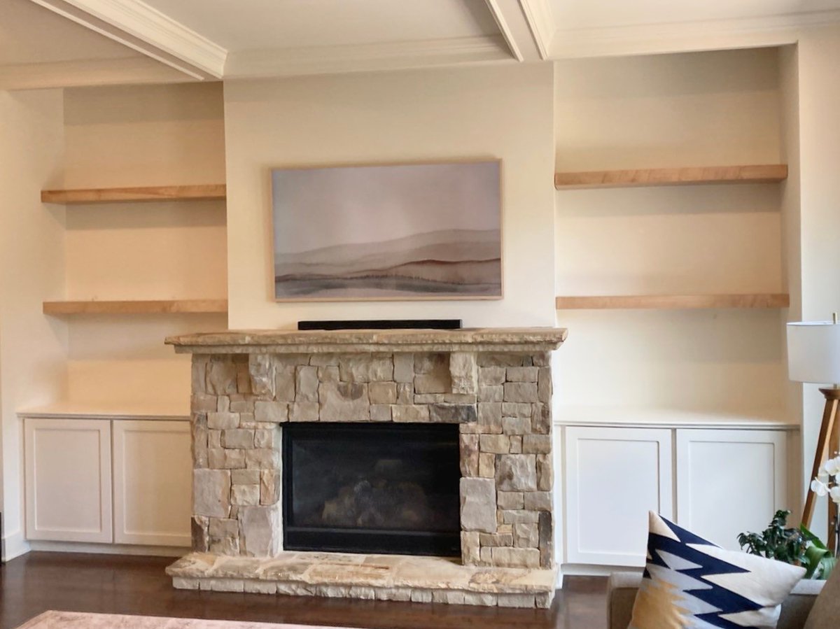 CCFFcompany's tweet photo. Adding a little extra storage never looked so chic 🌟

#floatingshelves #organizedliving #extrastorage #livingroomgoals #interiordesign #homedesign #homeremodel #livingroominspo #homegoals #atlanta #kennesaw #marietta https://t.co/8jDDQTBupU