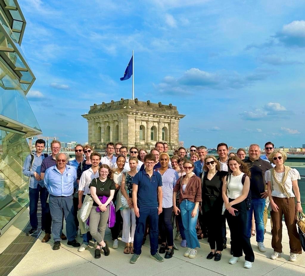 Dr Andrew Gilbert (@drandrewgilber1) on Twitter photo Super summer school in Berlin last week. Students and lecturers from <a href="/OU_Law/">OU Law School</a> and unis in Germany, Netherlands, Poland and Spain gathered to explore comparative constitutional law. Thanks to FernUni for hosting and to Timo Schisanowski MdB for showing us the Reichstag, #OULS_25 Super summer school in Berlin last week. Students and lecturers from <a href="/OU_Law/">OU Law School</a> and unis in Germany, Netherlands, Poland and Spain gathered to explore comparative constitutional law. Thanks to FernUni for hosting and to Timo Schisanowski MdB for showing us the Reichstag, #OULS_25