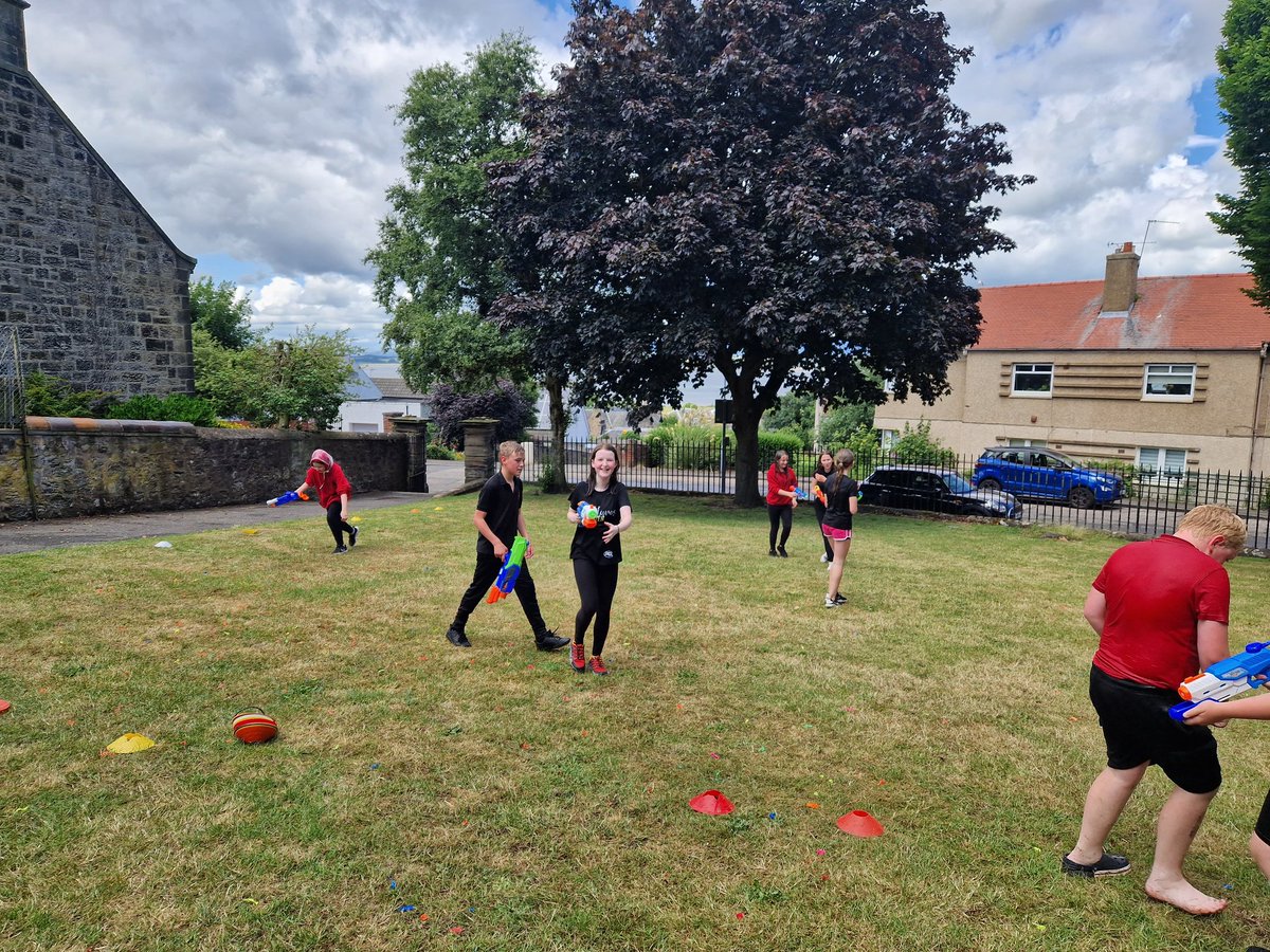 BPS_Pr6's tweet photo. What an afternoon!  🔫 ❤️ 🖤 @BPS_P7H https://t.co/6ldUCezqOw