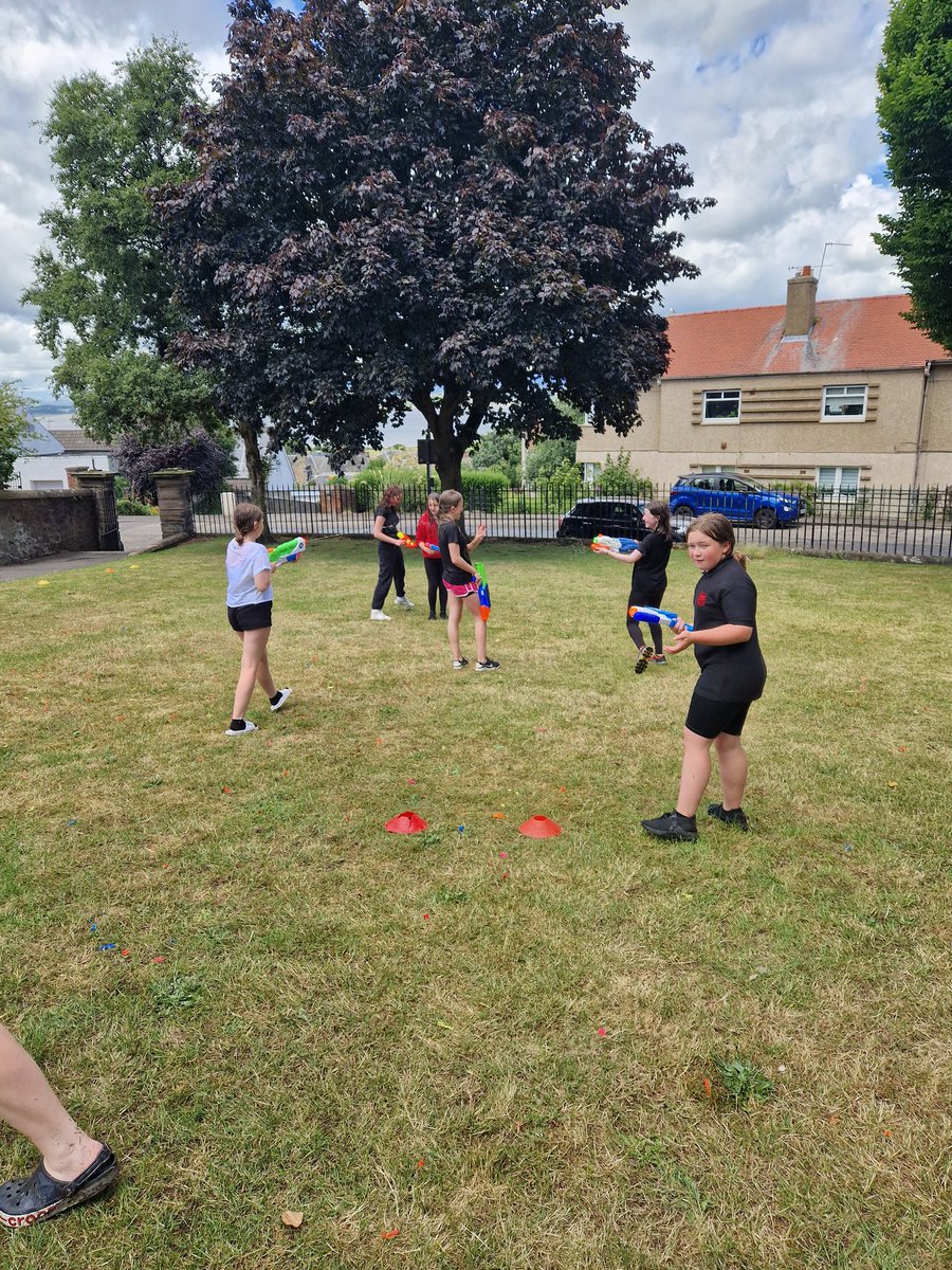 BPS_Pr6's tweet photo. What an afternoon!  🔫 ❤️ 🖤 @BPS_P7H https://t.co/6ldUCezqOw