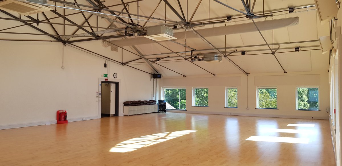 ceeo's tweet photo. @fabricdance awesome to be part of the recent dance worksops in Nottingham, Centre for Advance Dance Training - even better when yr 8 students attend saturday sessions and show great potential #danxe #worksop https://t.co/nVSJlt4pJY