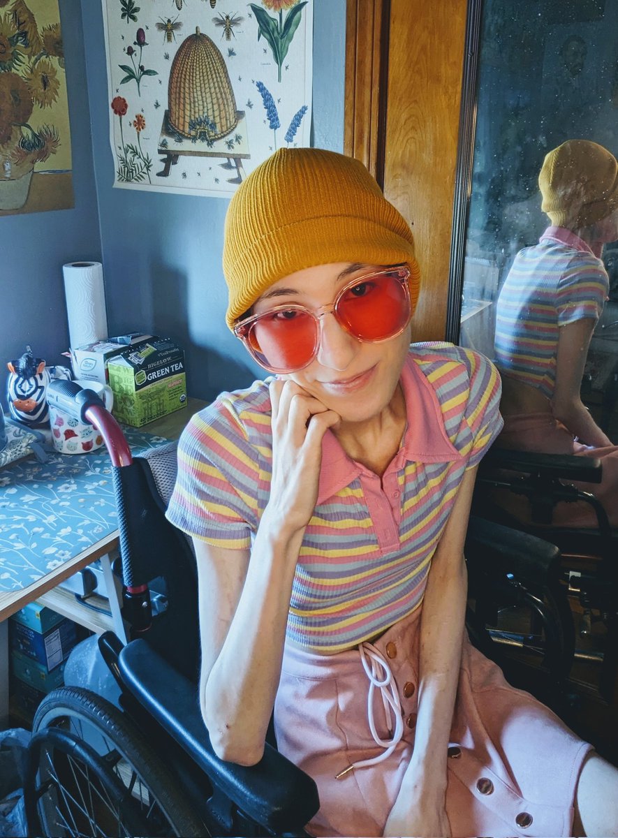 BeesBattle's tweet photo. I seriously hate doing this so much (especially when everyone's struggling), but if anyone could please please signal boost this, I'd be so immeasurably grateful 💙
https://t.co/4gCnOvbEsB 

[CW for mention of weight] 1/12 https://t.co/ZEnkyOJkku
