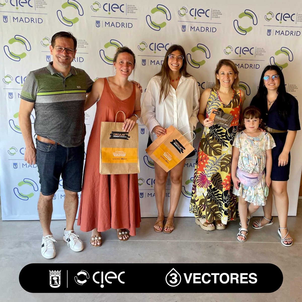 3vectores tweet media