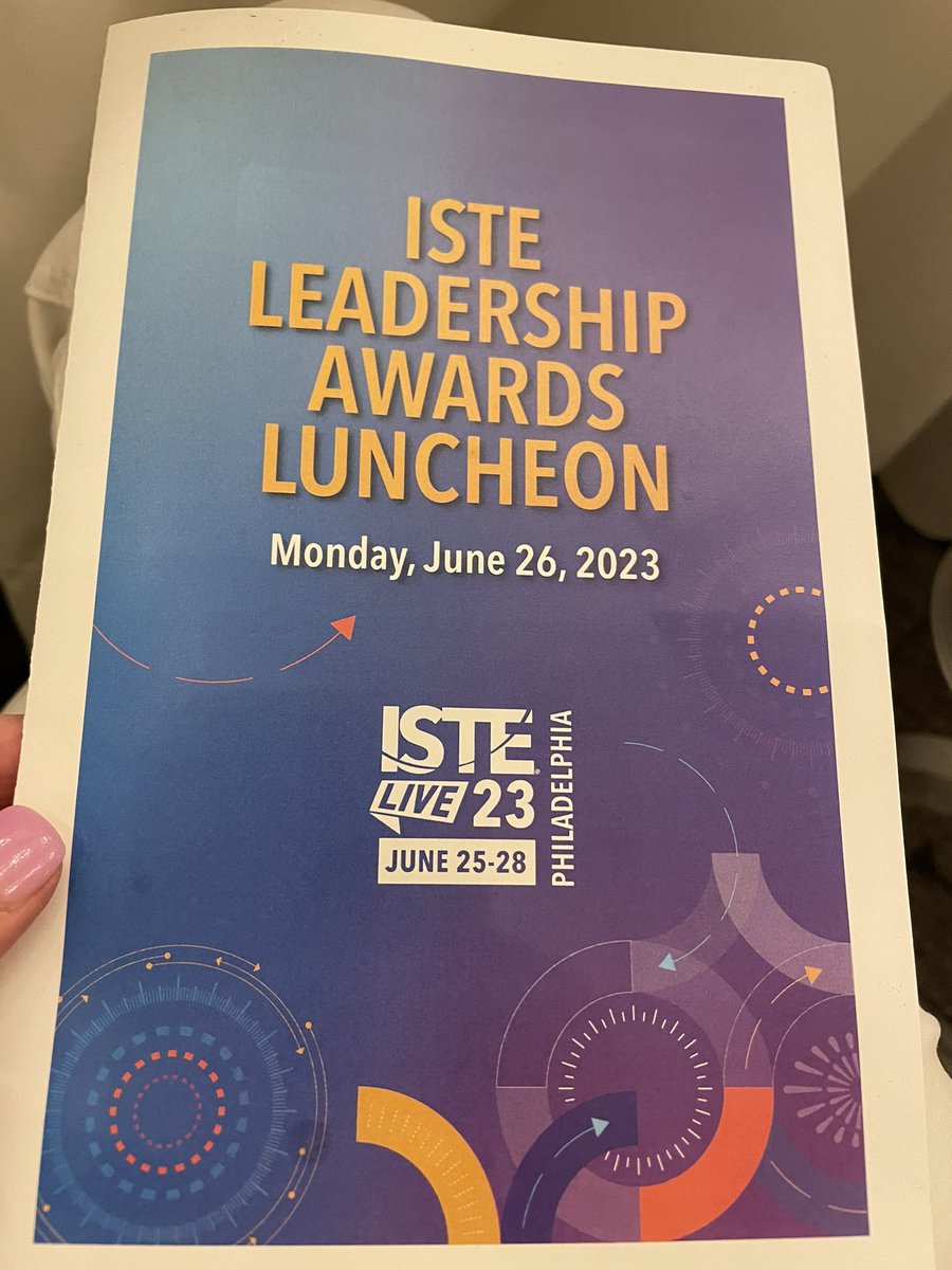 So incredibly grateful to be able to celebrate Victoria Thompson, M.S. Yaritza Villalba and the Atlanta Public Schools team for their achievements at the #istelive Leadership Awards luncheon #microsoftedu proud ❤️💚💙💛