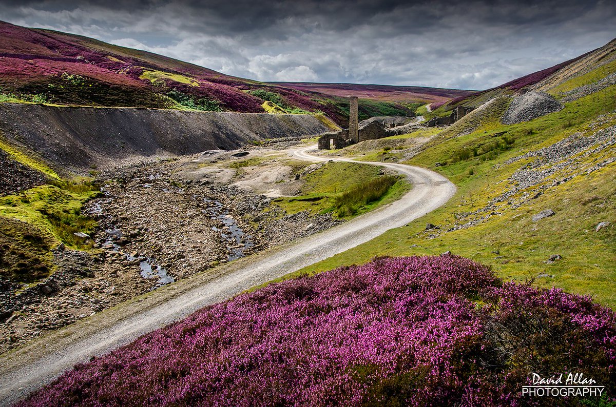 A lead-mining landscape in summer – 'Old Gang Mine' near Swaledale, Richmondshire in North Yorkshire, where mining ended here almost 125 years ago... @RichmondshireDC @Welcome2Yorks @NorthEastTweets @yorkshire_dales @VisitEngland @VisitBritain