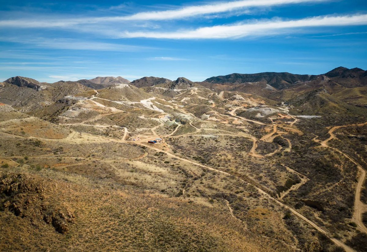 Critics claim the proposed copper mine would wreak havoc on an already vulnerable ecosystem — one of the only areas in the US where jaguars roam — especially damaging the arroyos and streams. 

My latest for <a href="/AZLuminaria/">AZLuminaria</a>, with funding support from <a href="/TheWaterDesk/">The Water Desk</a>.