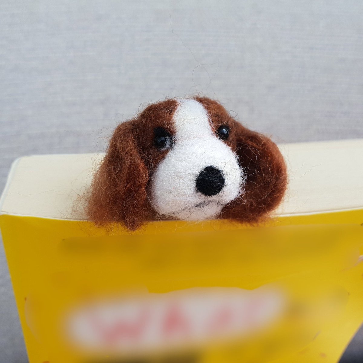 Hello! 
This gorgeous Cavalier King Charles Spaniel is ready to help keep you on the right page! This beautiful bookmark will come gift wrapped.
Thank you ❤️
etsy.com/listing/148763…
#etsy #book #dogsoftwitter #handmadehour #womaninbizhour #creativebizhour