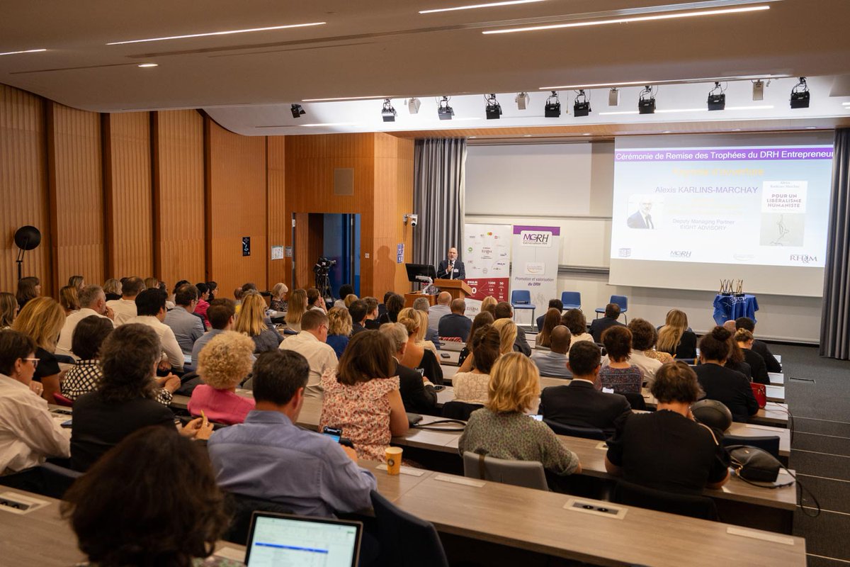 Groupe RH&M (@grouperhm) on Twitter photo 15ème Cérémonie🏆 #DRH Entrepreneur à <a href="/ESCP_bs/">ESCP Business School</a>
Le 🏆 ❤️remis à Mathieu Birach #drh <a href="/docolib/">DCPL</a> remis par @l_lechalony G.Rodière <a href="/Spartes_conseil/">Spartes</a>
🙏 <a href="/alexiskarklins/">Alexis Karklins-Marchay</a> auteur de Pour un Libéralisme Humaniste
🙏Nos Pdts <a href="/SoMouhieddine/">Sophie Mouhieddine</a> <a href="/mdm_ru/">Maisons du Monde RU</a> <a href="/erwan_tallec/">Le Tallec Erwan</a> <a href="/JNJNews/">Johnson & Johnson</a>
Animée <a href="/dlancel/">Delphine Lancel 🎗️</a> 15ème Cérémonie🏆 #DRH Entrepreneur à <a href="/ESCP_bs/">ESCP Business School</a>
Le 🏆 ❤️remis à Mathieu Birach #drh <a href="/docolib/">DCPL</a> remis par @l_lechalony G.Rodière <a href="/Spartes_conseil/">Spartes</a>
🙏 <a href="/alexiskarklins/">Alexis Karklins-Marchay</a> auteur de Pour un Libéralisme Humaniste
🙏Nos Pdts <a href="/SoMouhieddine/">Sophie Mouhieddine</a> <a href="/mdm_ru/">Maisons du Monde RU</a> <a href="/erwan_tallec/">Le Tallec Erwan</a> <a href="/JNJNews/">Johnson & Johnson</a>
Animée <a href="/dlancel/">Delphine Lancel 🎗️</a>