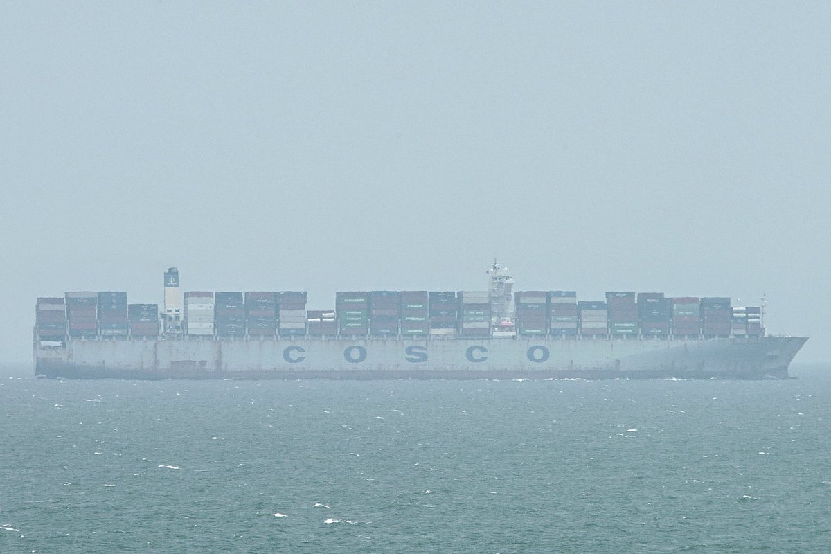 At 367 meters the COSCO HARMONY, IMO:9472177 Glory-class #ContainerShip en route to Savannah, Georgia USA (USSAV) flying the flag of Hong Kong 🇭🇰. #ShipsInPics #CoscoHarmony