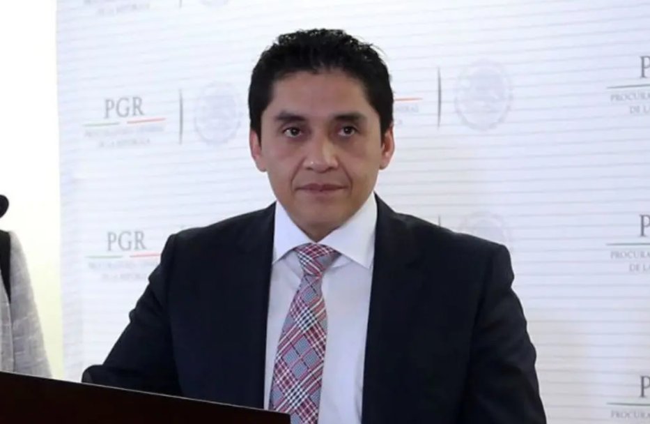 Cae ex titular #antisecuestro de #PGR. El exfuncionario es acusado de haber estado presente en la tortura de Felipe Rodríguez Salgado, a quien Tomás Zerón de Lucio interrogó y torturó. #Ayotzinapa